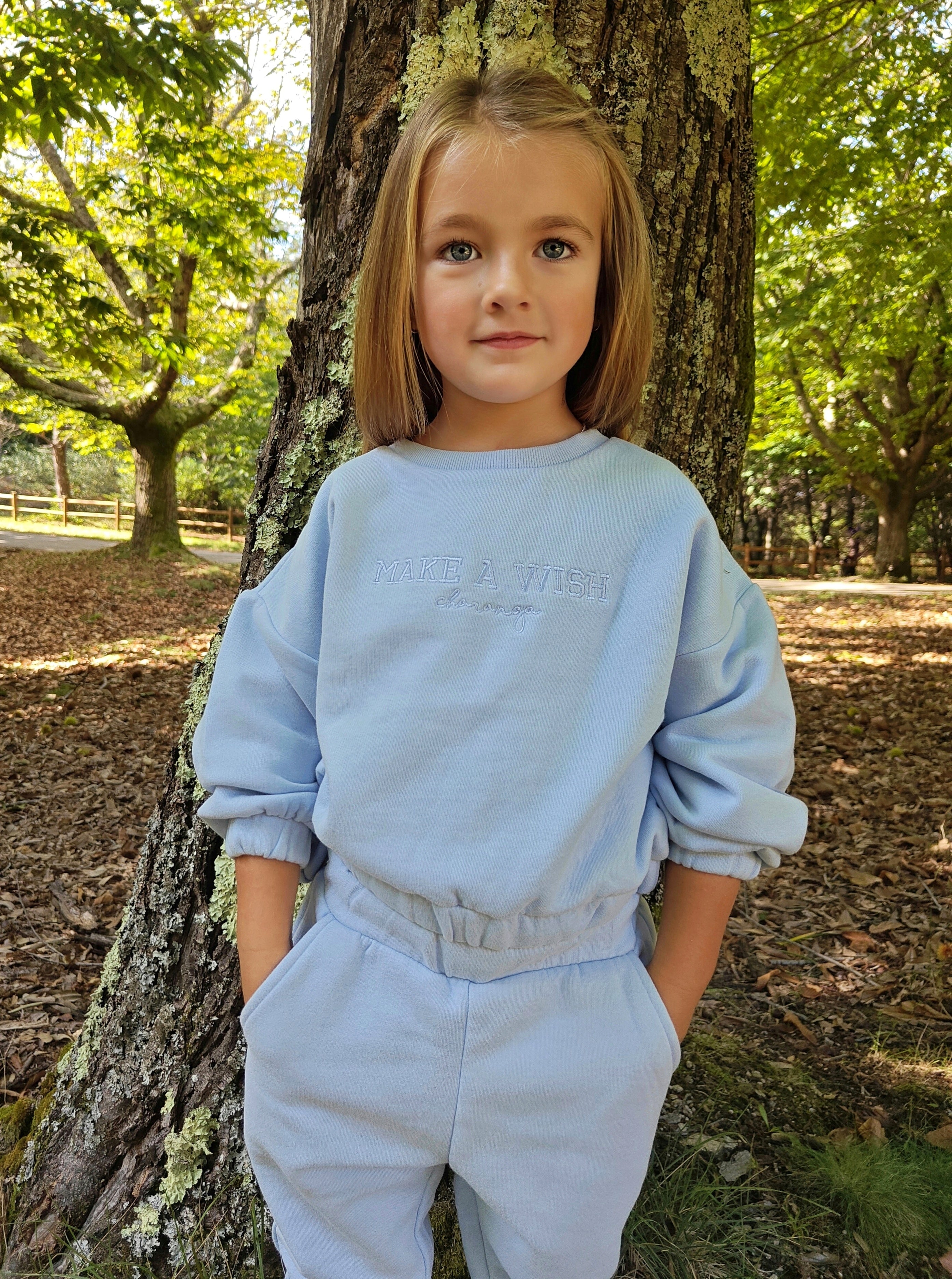 Sudadera de NIÑA celeste Wish Charanga