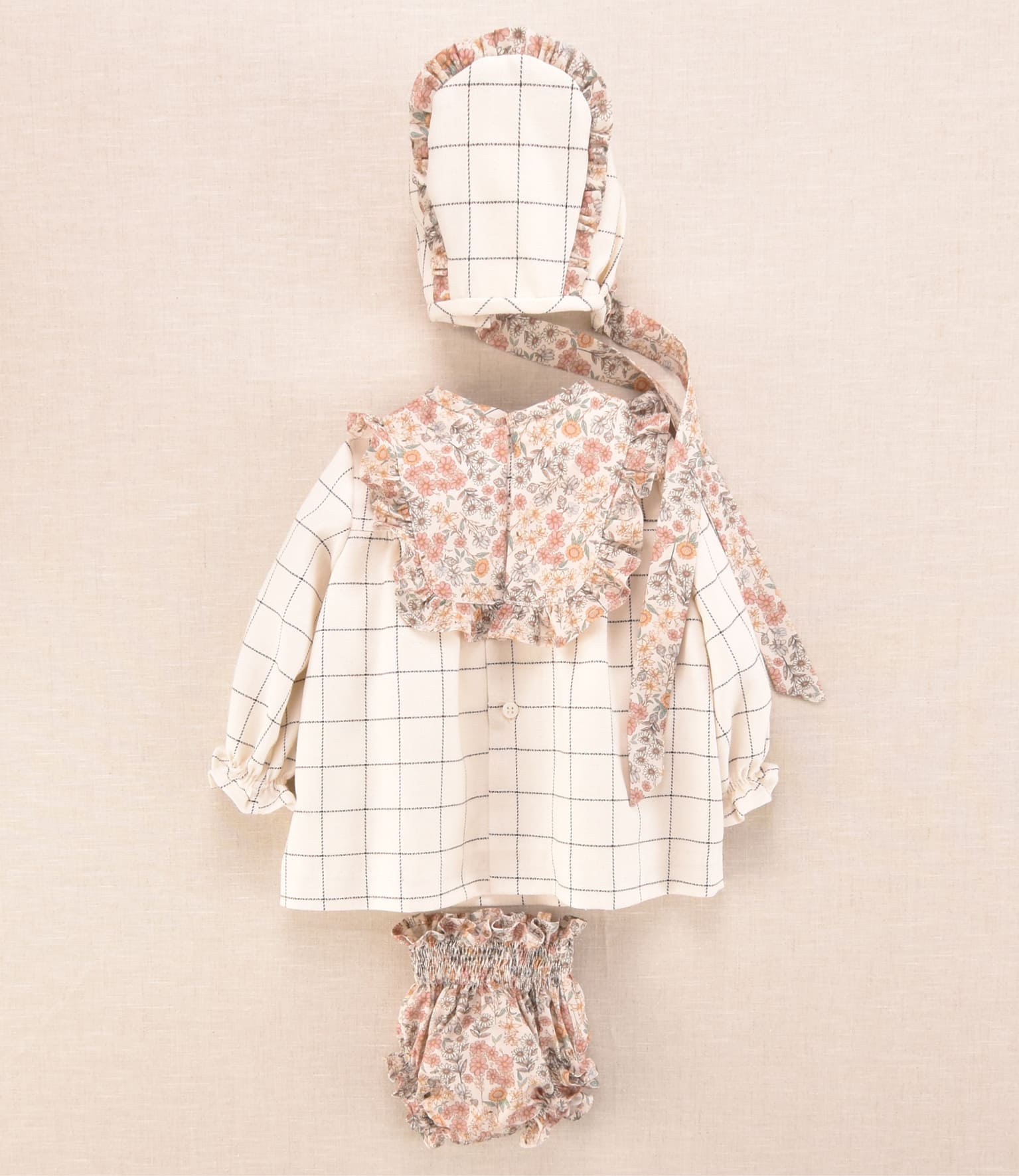 Conjunto bebé niña cuadros y flores con vestido. capota y braguita | Cocote x Charanga