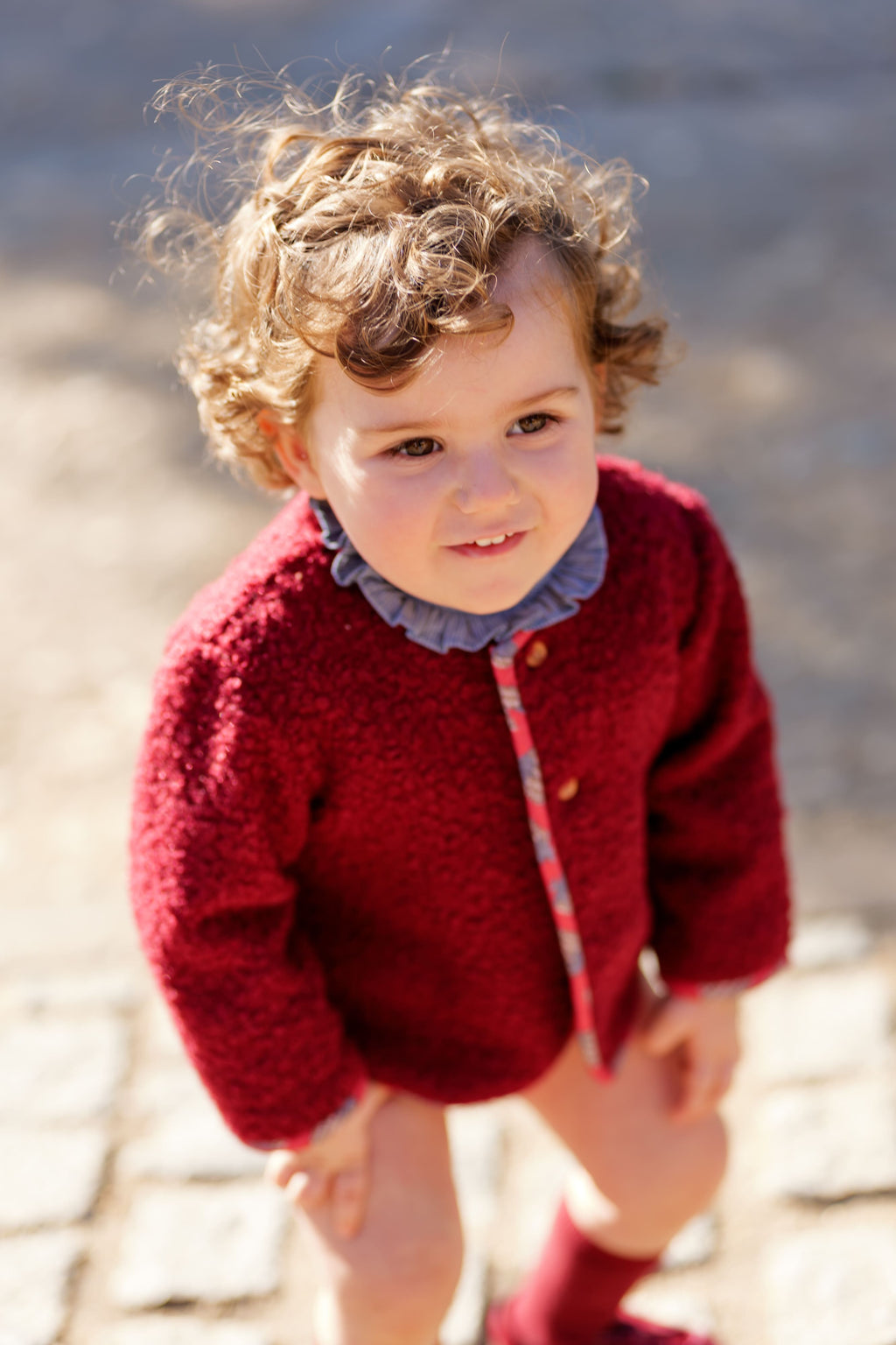 Chaqueta borreguito bebé burdeos combinación look Navidad | Colección Cocote x Charanga