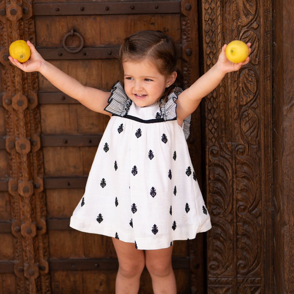 Conjunto bebé vestido y braguita bordado negro | Cocote by Charanga