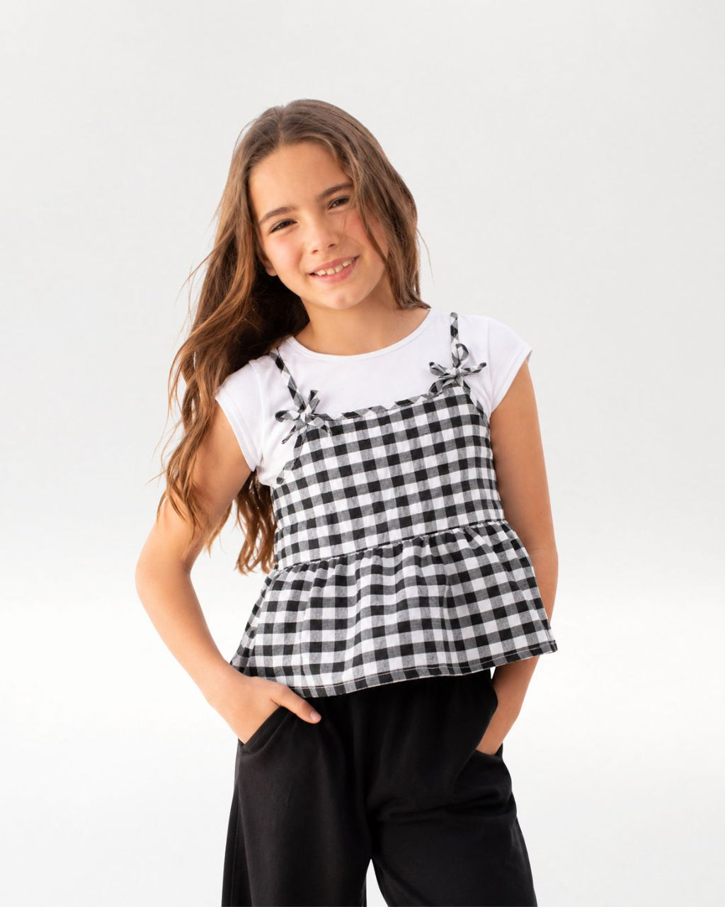 Camiseta niña vichy blanco negro