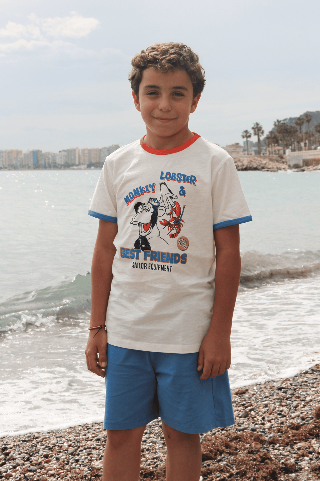 Camiseta niño cruda estampado marinero