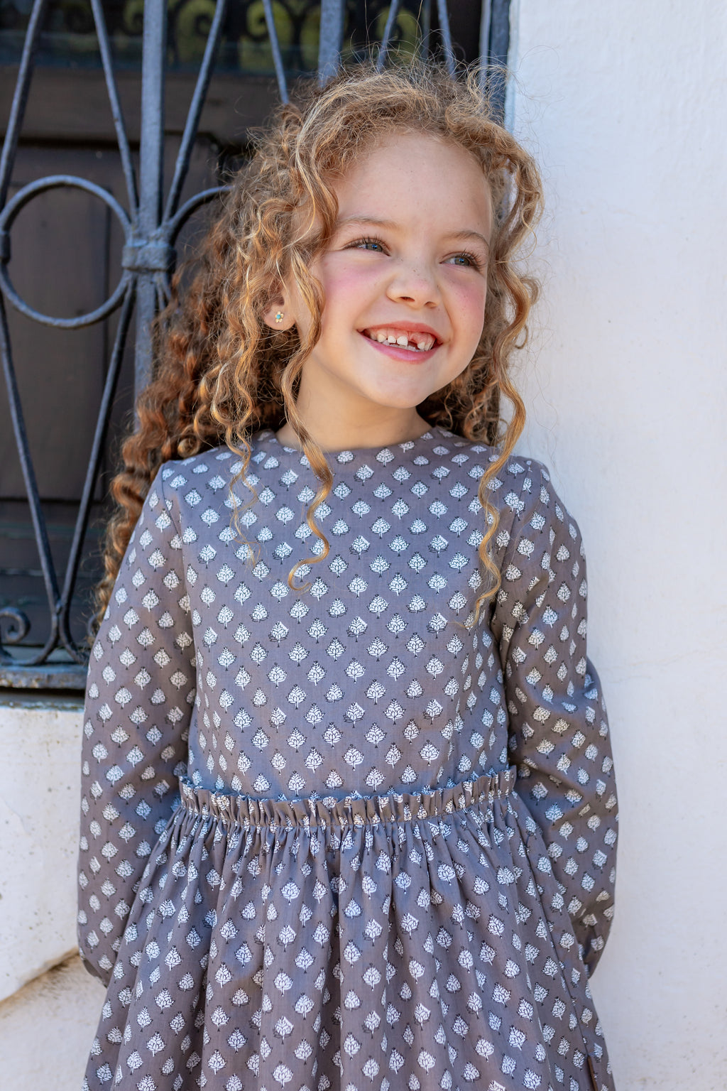 Vestido de niña gris Cocote & Charanga Charanga